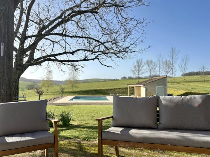 Image No.2-6 Bed House for sale