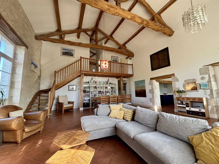 Image No.37-6 Bed House for sale