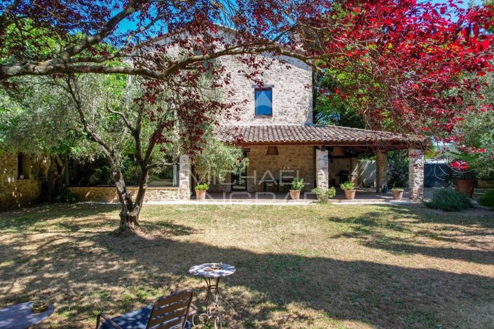 Image No.2-5 Bed House for sale