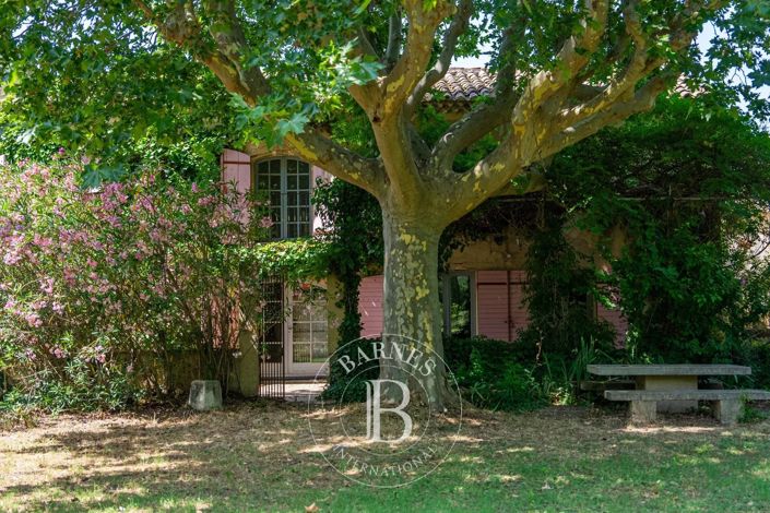 Image No.3-8 Bed House for sale