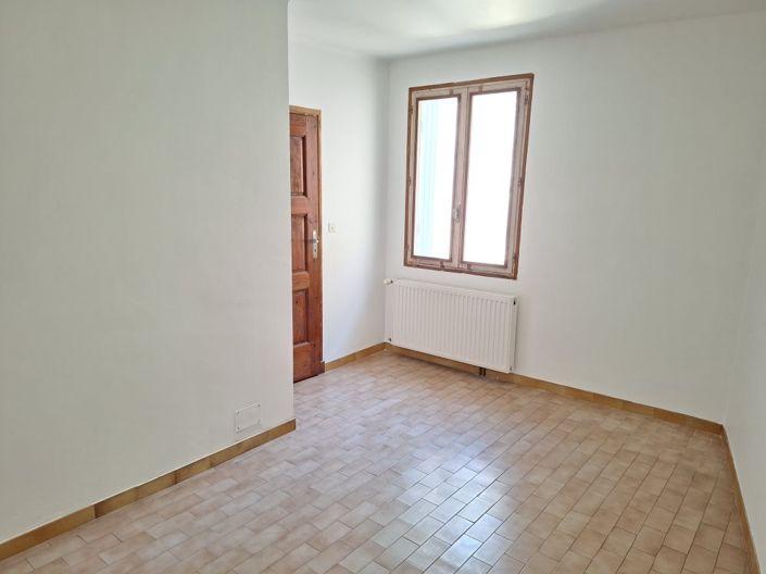 Image No.6-Maison de 2 chambres à vendre à Volonne