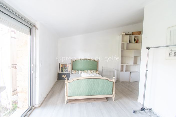 Image No.11-2 Bed House for sale