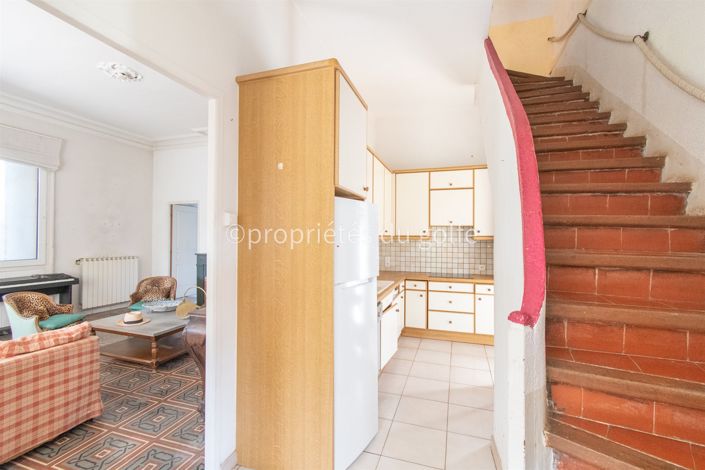 Image No.12-2 Bed House for sale