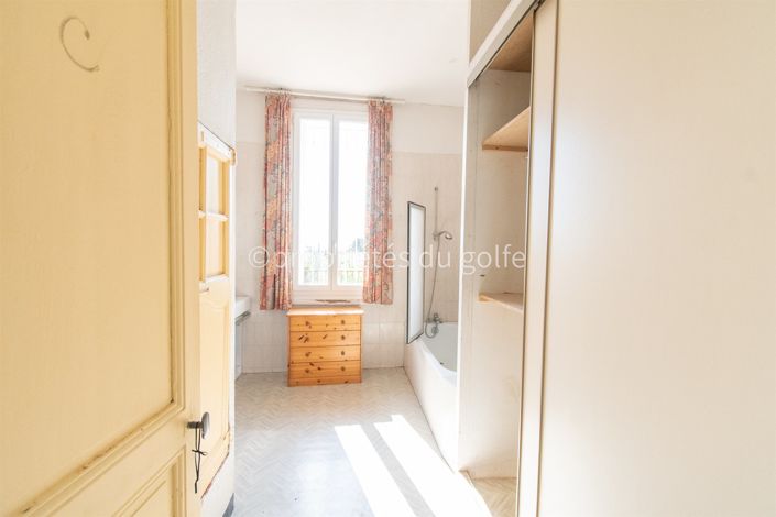 Image No.15-2 Bed House for sale