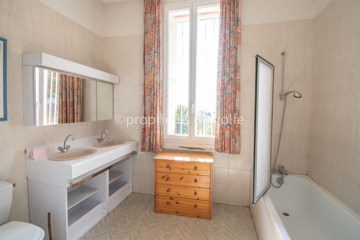 Image No.16-2 Bed House for sale