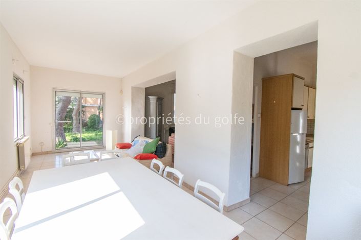 Image No.5-2 Bed House for sale