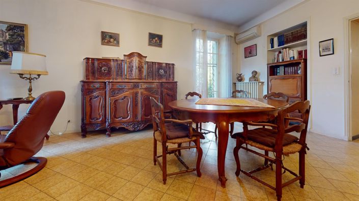 Image No.11-4 Bed House for sale