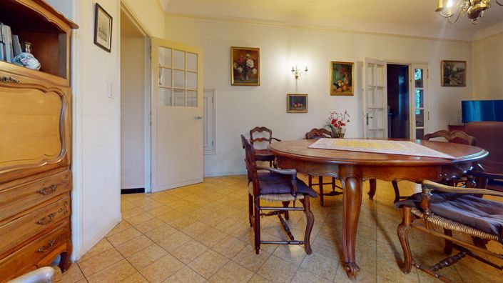 Image No.9-4 Bed House for sale