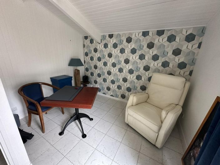 Image No.11-4 Bed House for sale