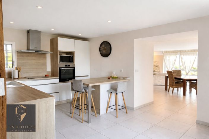 Image No.2-3 Bed House for sale