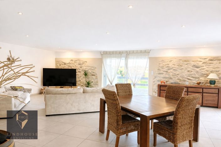 Image No.4-3 Bed House for sale