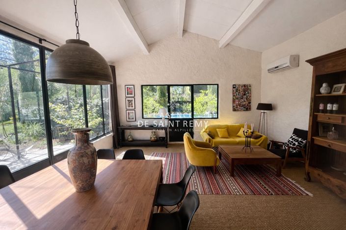 Image No.6-6 Bed House for sale