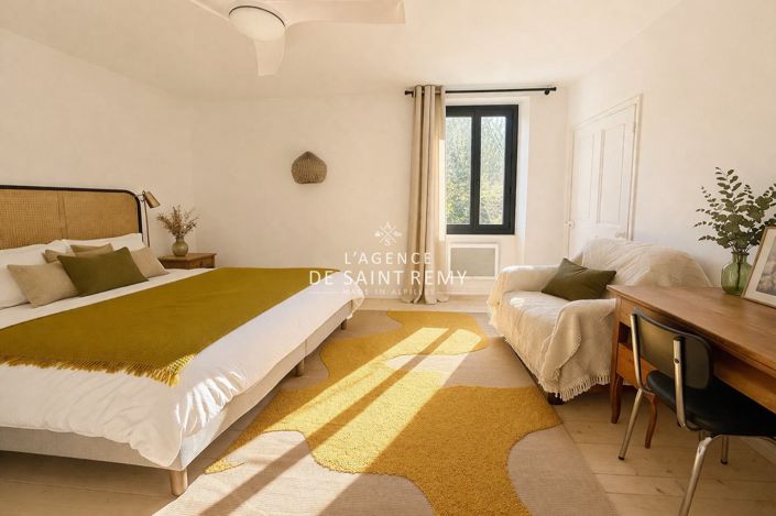 Image No.7-6 Bed House for sale