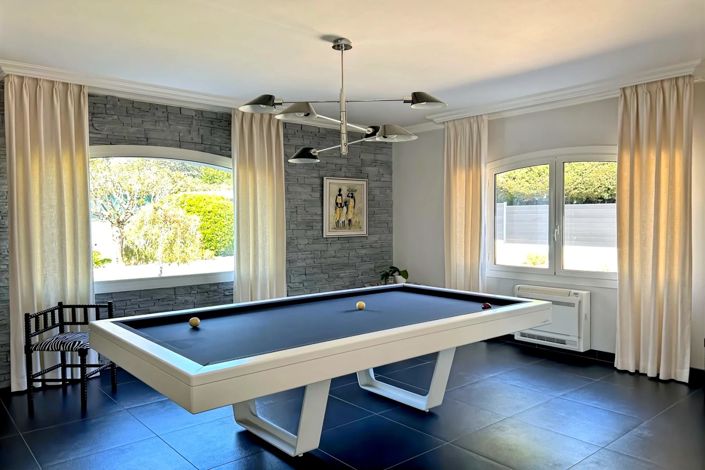 Image No.14-4 Bed House for sale