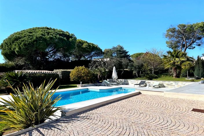 Image No.3-4 Bed House for sale