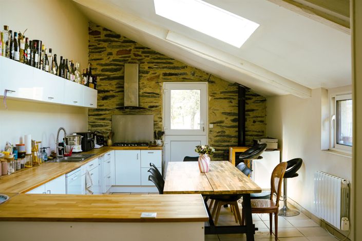 Image No.4-9 Bed House for sale