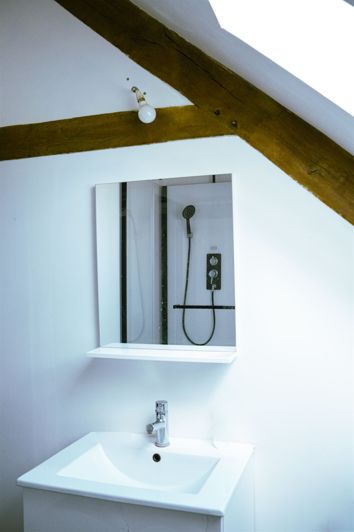 Image No.5-9 Bed House for sale