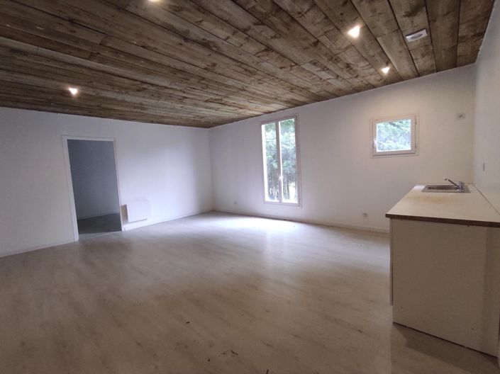 Image No.9-9 Bed House for sale