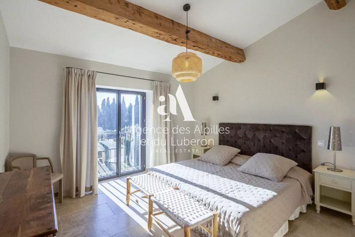 Image No.15-6 Bed House for sale