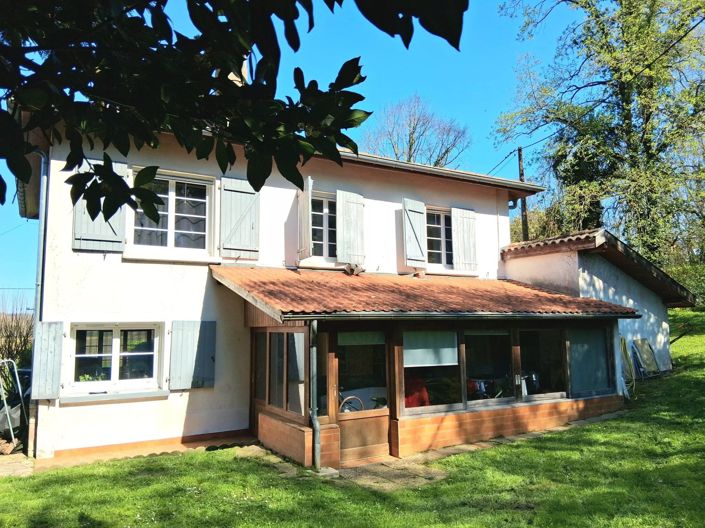 Image No.8-4 Bed House for sale