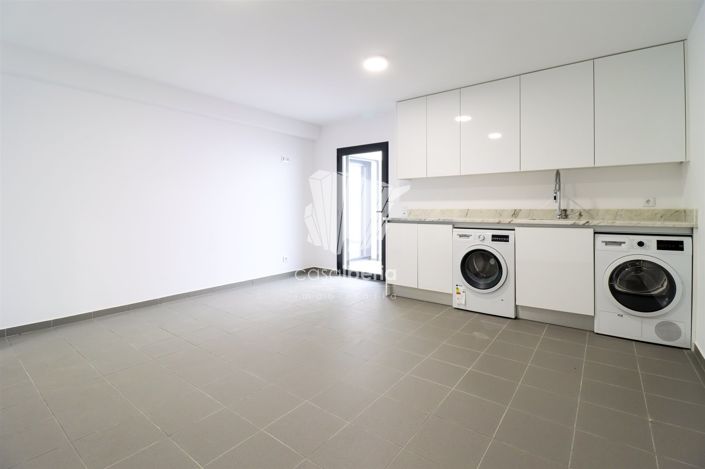 Image No.46-4 Bed House for sale