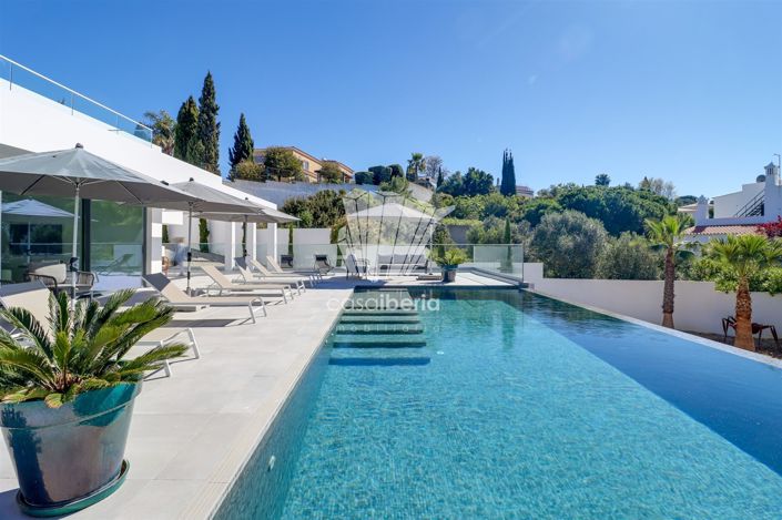 Image No.2-5 Bed House for sale