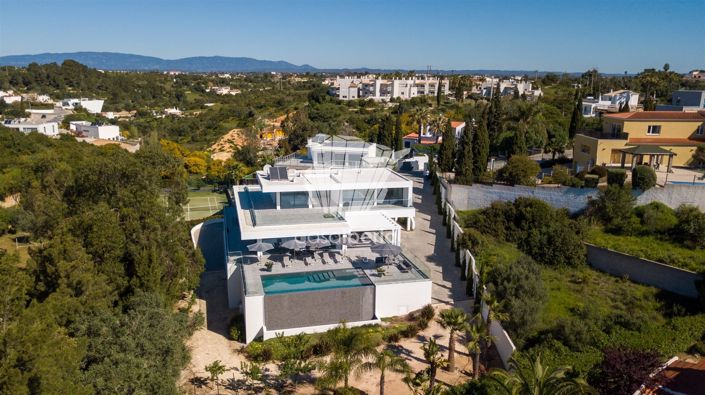 Image No.3-5 Bed House for sale