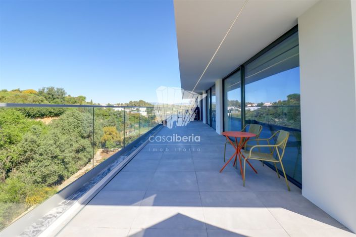 Image No.52-5 Bed House for sale