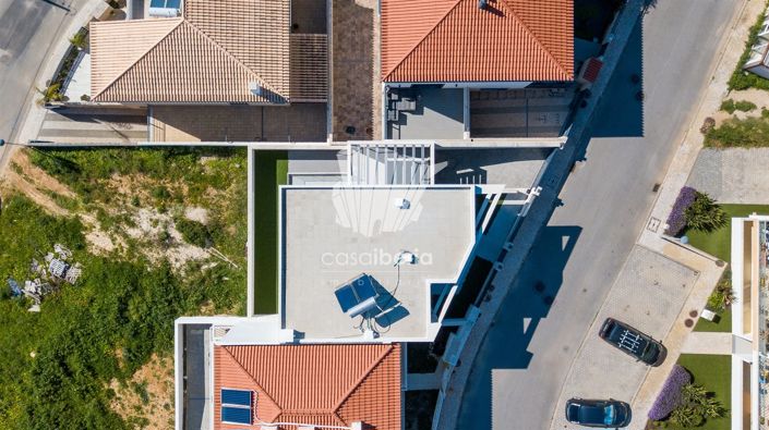 Image No.35-4 Bed House for sale