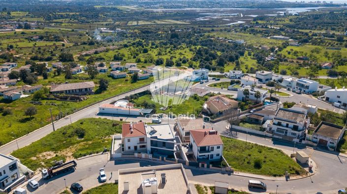 Image No.36-4 Bed House for sale