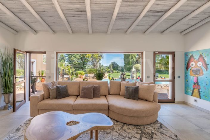 Image No.19-4 Bed House for sale