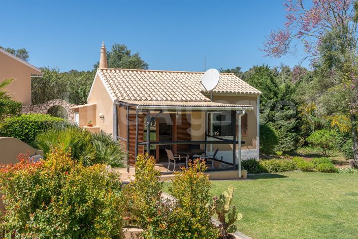 Image No.40-4 Bed House for sale