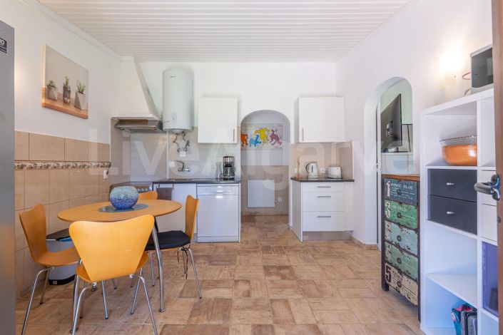 Image No.41-4 Bed House for sale