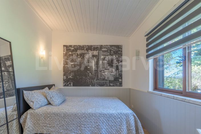 Image No.43-4 Bed House for sale