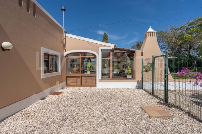 Image No.50-4 Bed House for sale