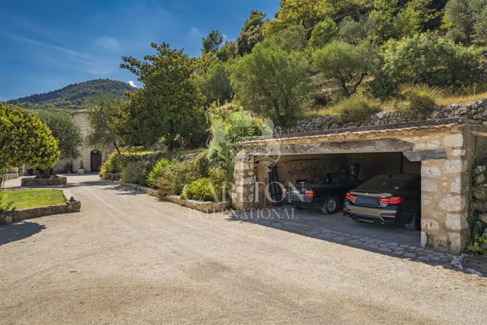 Image No.30-11 Bed House for sale