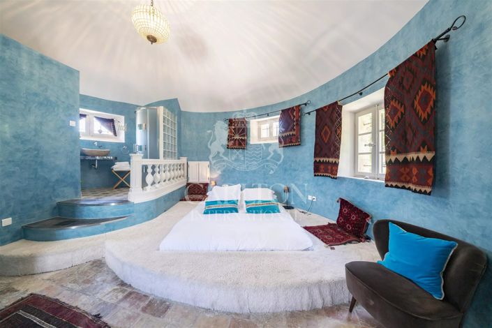 Image No.40-11 Bed House for sale