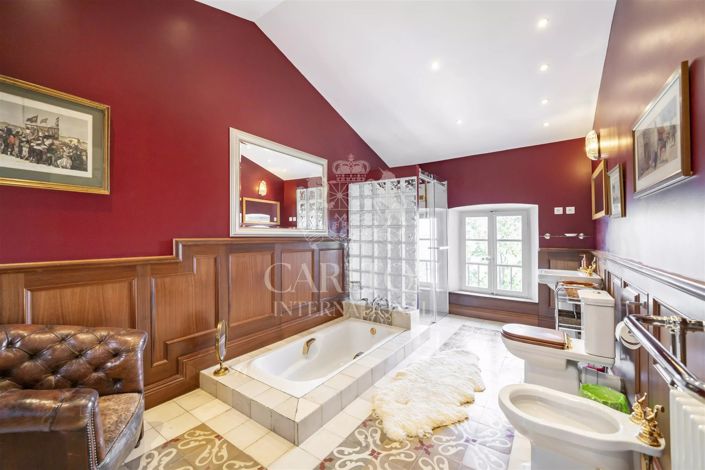 Image No.49-11 Bed House for sale