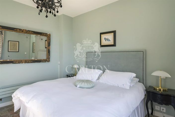 Image No.59-11 Bed House for sale