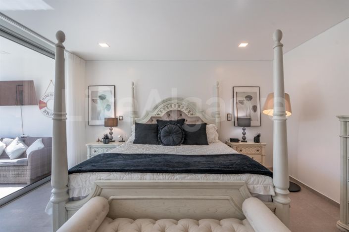 Image No.13-5 Bed House for sale