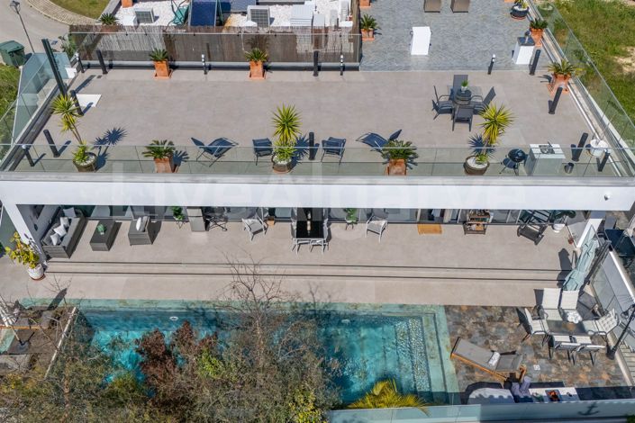 Image No.20-5 Bed House for sale