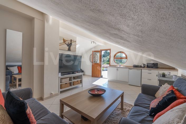 Image No.19-4 Bed House for sale