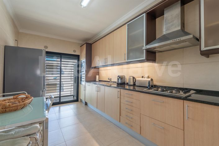 Image No.15-2 Bed Apartment for sale