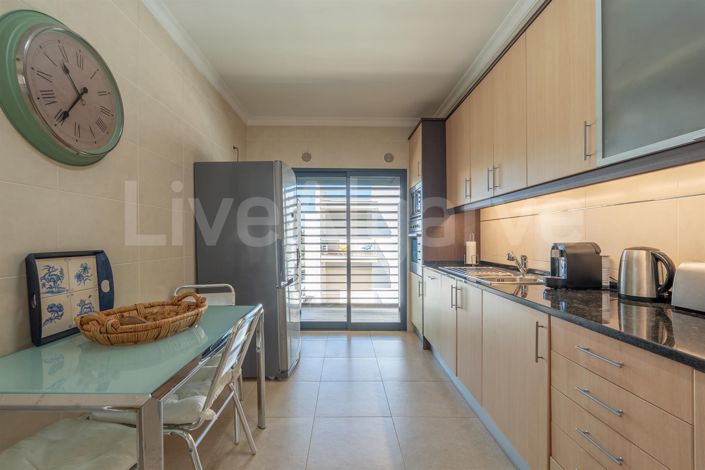 Image No.16-2 Bed Apartment for sale