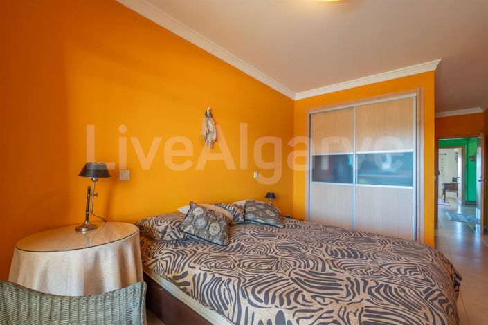 Image No.23-2 Bed Apartment for sale