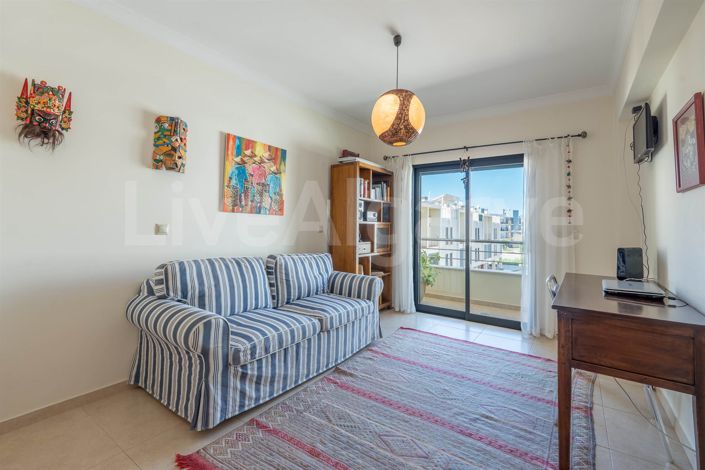 Image No.25-2 Bed Apartment for sale