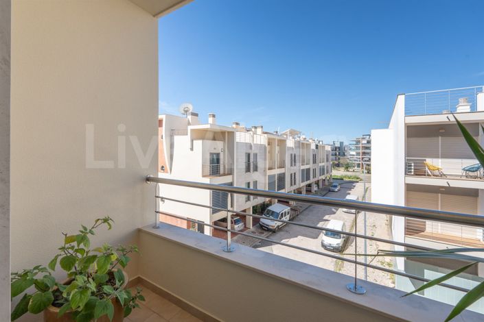 Image No.26-2 Bed Apartment for sale