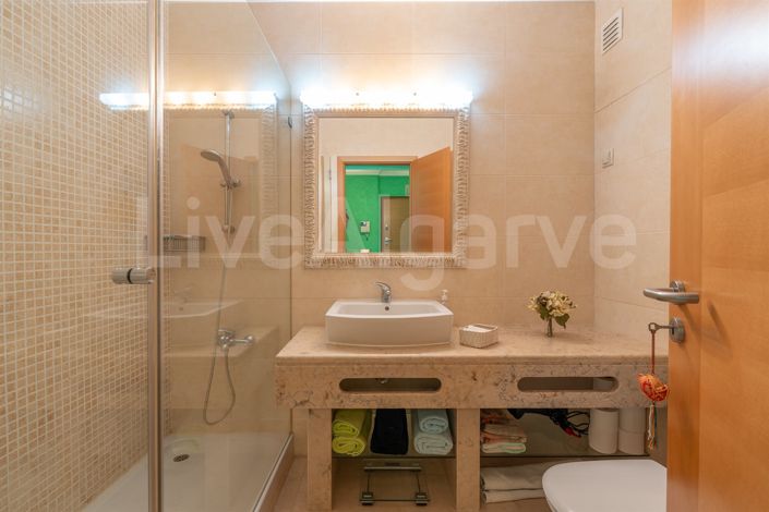 Image No.30-2 Bed Apartment for sale