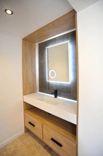 Image No.17-3 Bed House for sale