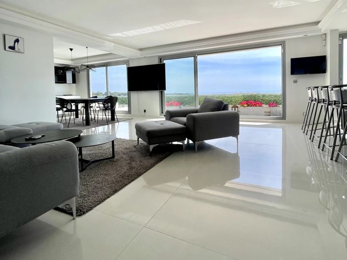 Image No.10-3 Bed Apartment for sale